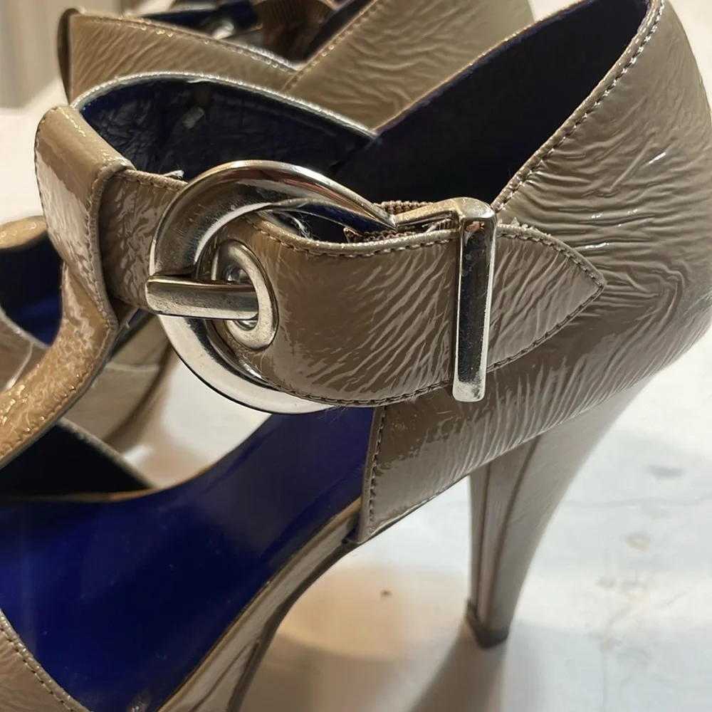 Candies Primp T-strap Nude Patent Platform Party heels size 7
